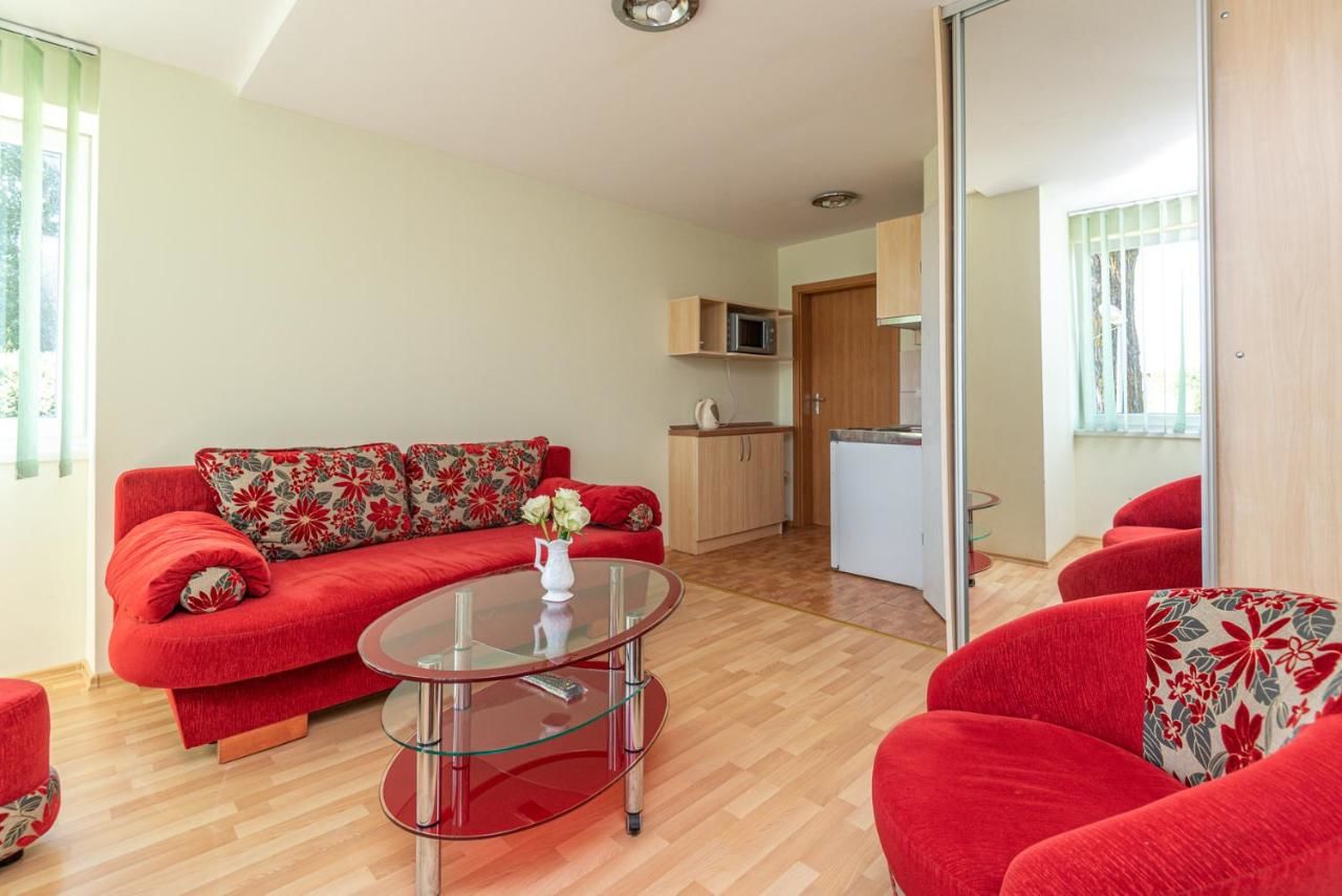 Апартаменты Apartamentai Šventojoje, Mėguvos 12a Паланга-4